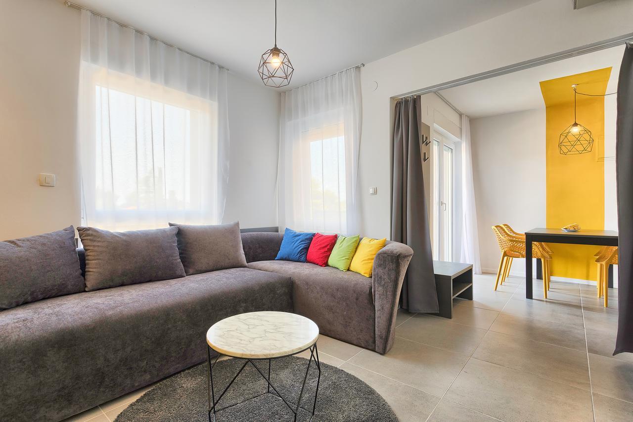 PUY Astinian Apartments Jadranka מראה חיצוני תמונה